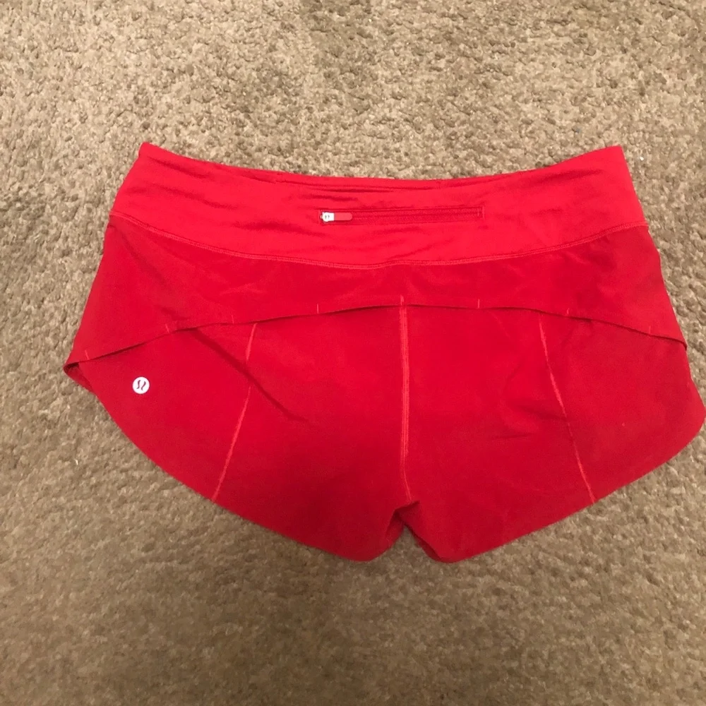 lululemon athletica Women's Red Running Shorts Size 10 NWOT beautiful